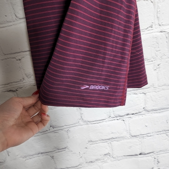 Brooks racerback camisole size S - Picture 2 of 4